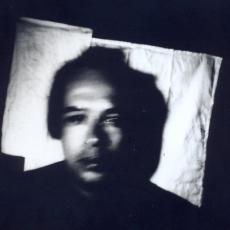 Autoportrait, face, tirage, sténopé, 1999.
